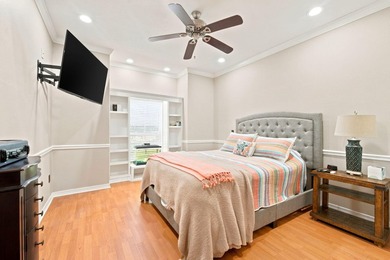 Welcome to your own private Gulf Breeze retreat, where timeless - photo 19