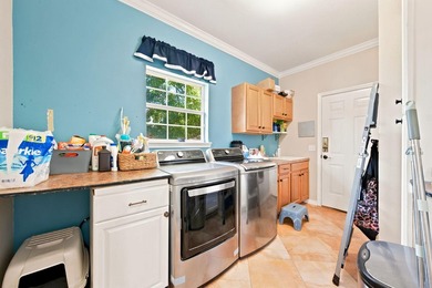 Welcome to your own private Gulf Breeze retreat, where timeless - photo 28