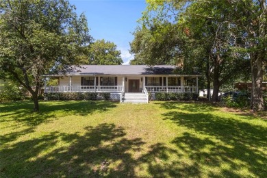 Lake Palestine Home For Sale in Chandler Texas