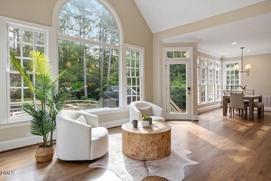 Elegance and modern luxury converge in this exceptional Harold - photo 9