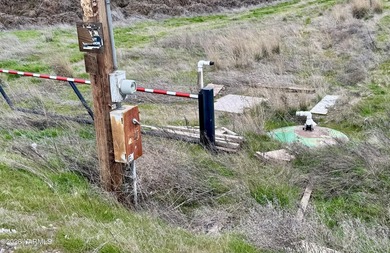 Great setting with Excellent View of Mt. Adams. Property has