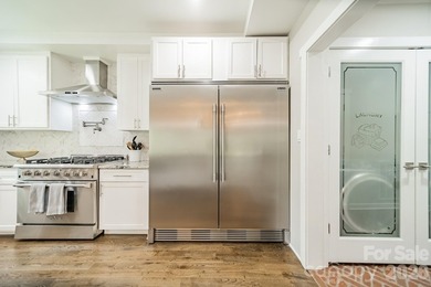 Discover a true Lake Norman gem! Tucked away on nearly an acre - photo 13