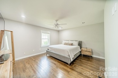 Discover a true Lake Norman gem! Tucked away on nearly an acre - photo 15