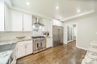 Discover a true Lake Norman gem! Tucked away on nearly an acre - photo 16
