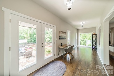 Discover a true Lake Norman gem! Tucked away on nearly an acre - photo 20