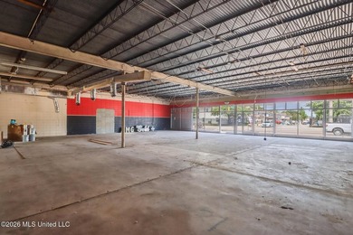 Excellent opportunity to own a two-unit commercial building in a - photo 21