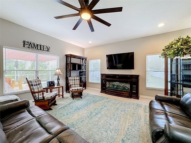 This thoughtfully designed Ryland-built St. Augustine floor-plan - photo 22