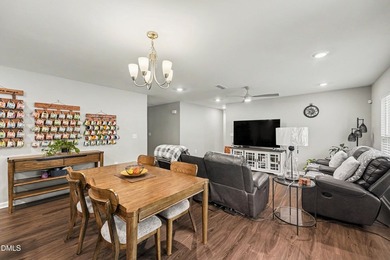 TAKING BACKUP OFFERS - Move-in ready and beautifully updated! - photo 4
