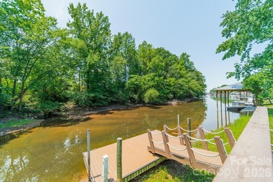 Discover a true Lake Norman gem! Tucked away on nearly an acre - photo 34