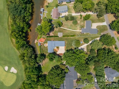 Discover a true Lake Norman gem! Tucked away on nearly an acre - photo 43