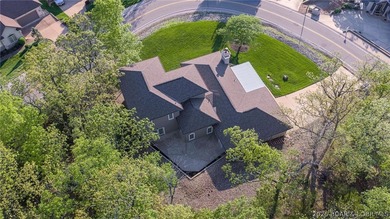 Year round lake views in the highly sought-after Regency Cove - photo 49