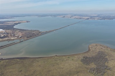 An extraordinary opportunity to own 387 acres of pristine land - photo 7