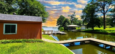 Lake Home For Sale in Chandler, Texas