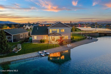 Experience waterfront living in the desirable Radiant Lake - photo 4