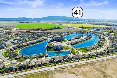 Experience waterfront living in the desirable Radiant Lake - photo 7