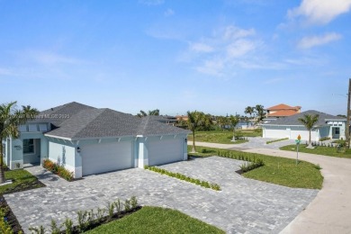 Cape Coral Lakes Area Home For Sale in Cape Coral Florida