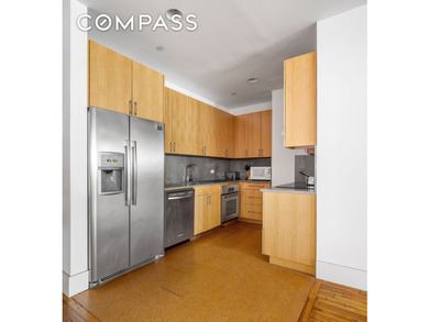5,500 Square foot loft available for the first time in 35 years! - photo 4