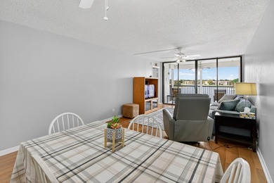 Wake up every day to a spectacular lake view! This beautiful - photo 17