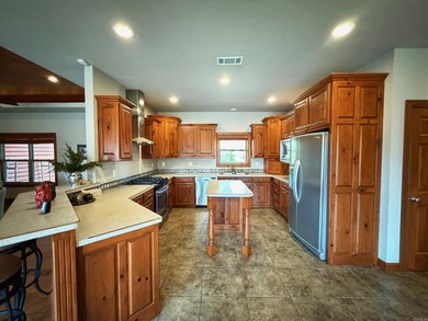 What a tranquility, and ultimate hideaway! The main house was - photo 19