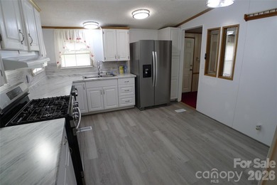 Charming corner-lot home featuring 2 bedrooms and 2 full baths - photo 33