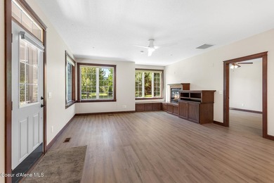 Ground-level condo with private beach, private park, and gym! - photo 6