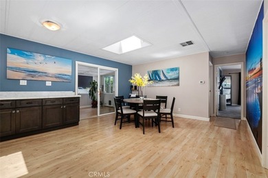Welcome to this cozy beach oasis, perfectly situated just - photo 12