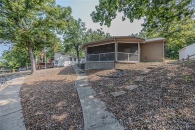 Don't miss this beautiful 3 bedroom, 2 bath waterfront home - photo 22