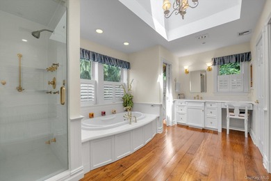 WELCOME TO #8 BRIARFIELD DRIVE - LAKE SUCCESS SPRAWLING COLONIAL - photo 24