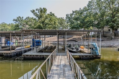 Don't miss this beautiful 3 bedroom, 2 bath waterfront home - photo 33