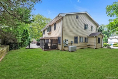WELCOME TO #8 BRIARFIELD DRIVE - LAKE SUCCESS SPRAWLING COLONIAL - photo 34