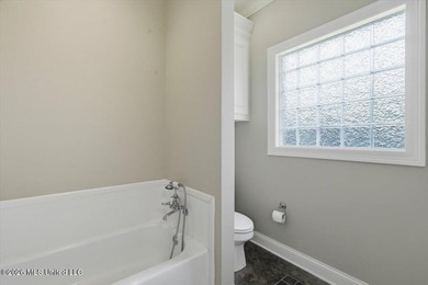 Located directly on the water in Lake Caroline, this beautifully - photo 38