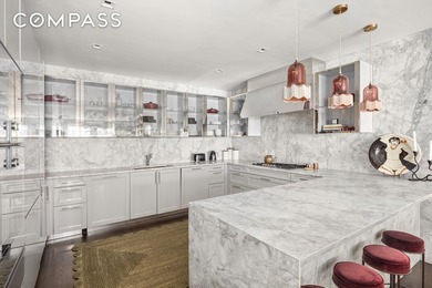 A Sophisticated SoHo Loft with Iconic Views This brilliantly - photo 10