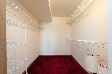 Top-floor 2 bed, 2 bath luxury condo with attached heated - photo 14