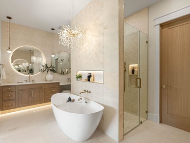 A Masterpiece in the exclusive North Harbour enclave on Lake - photo 27