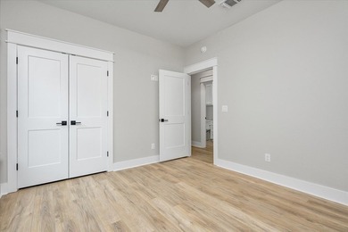 Offered at $16,000 below appraisal! If quality and style are - photo 40