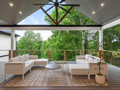 A Masterpiece in the exclusive North Harbour enclave on Lake - photo 47