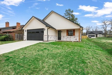 Offered at $16,000 below appraisal! If quality and style are - photo 48