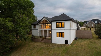 A Masterpiece in the exclusive North Harbour enclave on Lake - photo 49