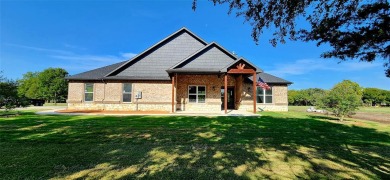 Lake Texoma Home For Sale in Denison Texas