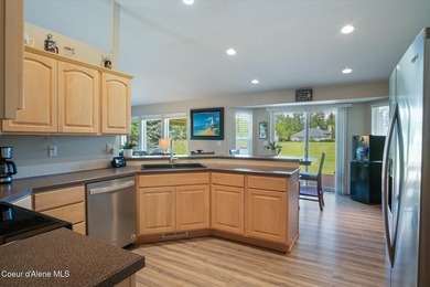 Experience the best of North Idaho living in Twin Lakes Village! - photo 10