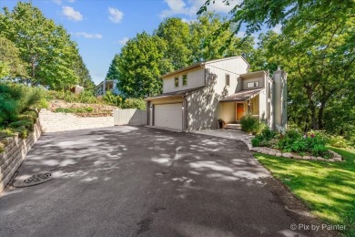 Lake Home For Sale in South Elgin, Illinois