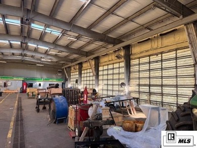 Large Warehouse located North of Delhi Louisiana located on - photo 16