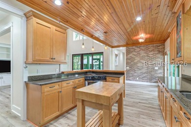 Arguably one of the most coveted estates in Rose Dhu Creek - photo 19
