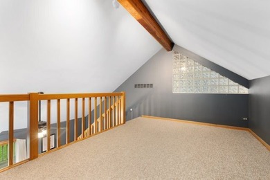 Rare opportunity to own a private 5.14-acre horse property in - photo 19