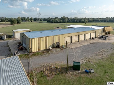 Large Warehouse located North of Delhi Louisiana located on - photo 26