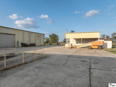 Large Warehouse located North of Delhi Louisiana located on - photo 31