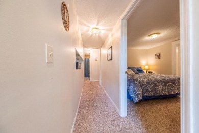 Rental friendly neighborhood, gentle walk to water! - photo 17