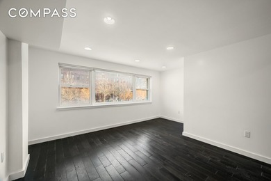 Imagine owning a Manhattan townhouse where you can wake up in a - photo 6