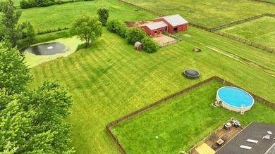 Rare opportunity to own a private 5.14-acre horse property in - photo 50