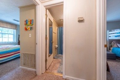 Rental friendly neighborhood, gentle walk to water! - photo 22